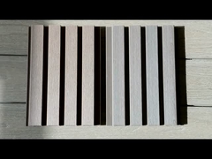 सजावटी WPC पैनेली बाहरी दीवार पैनल लकड़ी प्लास्टिक समग्र सहकर्मी