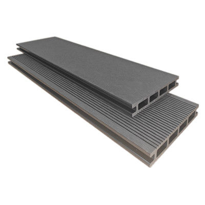 स्टाइलिश WPC फ़्लोरिंग रेड आउटडोर सजा प्राकृतिक-लुक स्पेस के लिए