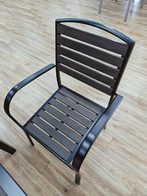 रेडीफाइन आउटडोर लिविंग: प्रीमियम WPC गार्डन चेयर और टेबल