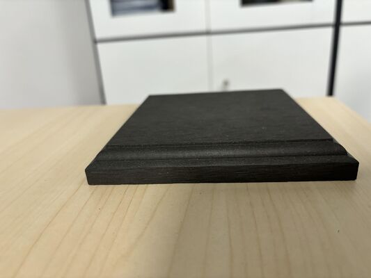 डब्ल्यूपीसी बालकनी वाटरप्रूफ आउटडोर फ्लोर एंड कवरिंग डब्ल्यूपीसी कम्पोजिट डेक बोर्ड एंड स्कर्टिंग डेकिंग डब्ल्यूपीसी डेक एंड